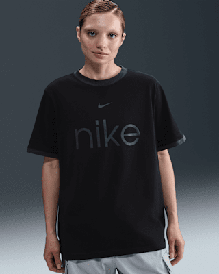 ☆送料無料☆NIKE SPORTSWEAR P ESSENTIALS OVERSIZED T SHIRT☆ Nike Essentials oversized t-shirt in white | ASOS